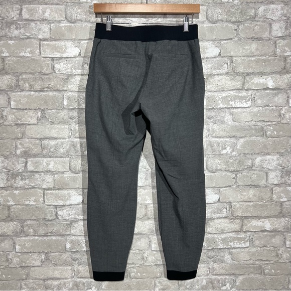 Athleta Women's Size 2 Gray Jogger Yoga Slacks Wool Blend Zip Fly Elastic Waist - Picture 2 of 9